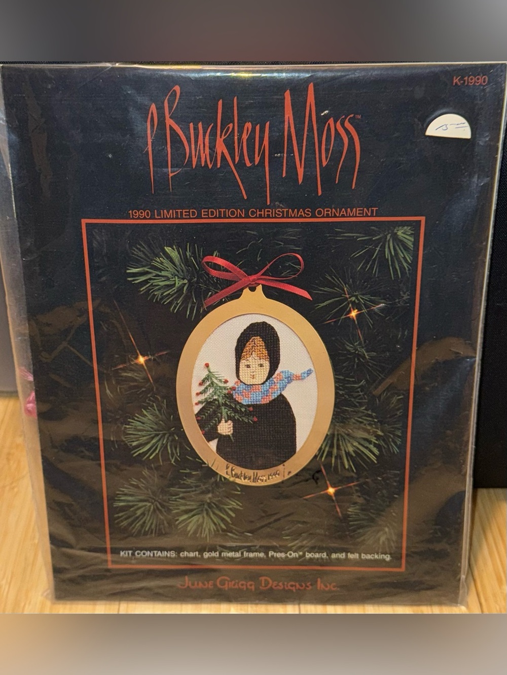 P Buckley Moss 1990 Christmas Ornament Cross Stitch Kit Amish Girl Limited Editi